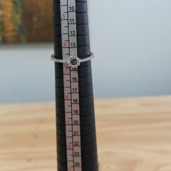 RING 14K White gold Sapphire and Diamond Cocktail ring size 6.5 - Picture 2 of 9